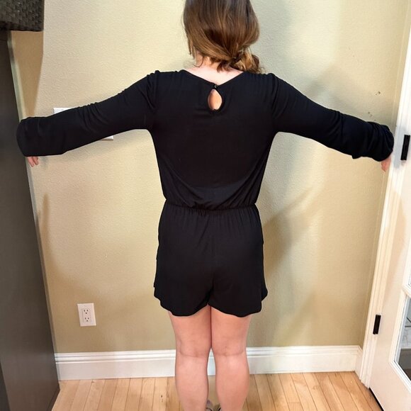 WET SEAL Low Cut V Neck Long Sleeve Knit Romper - size XS - Picture 7 of 10